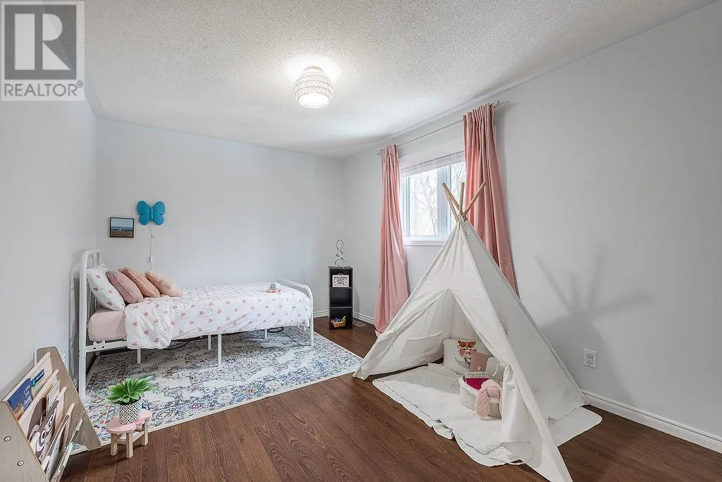 27 Plummer CT