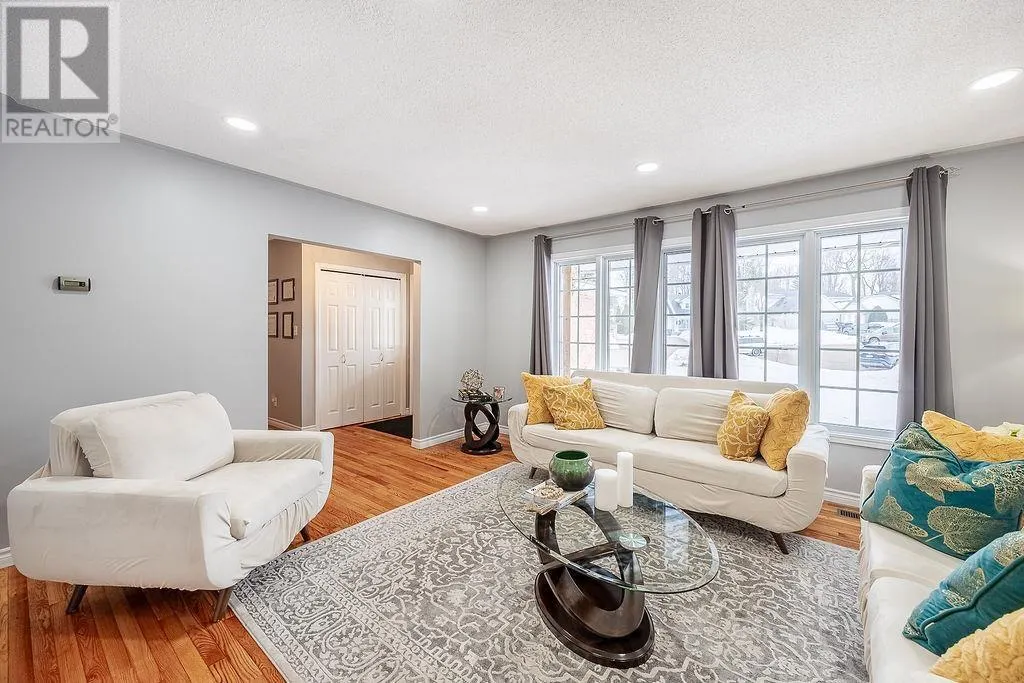27 Plummer CT