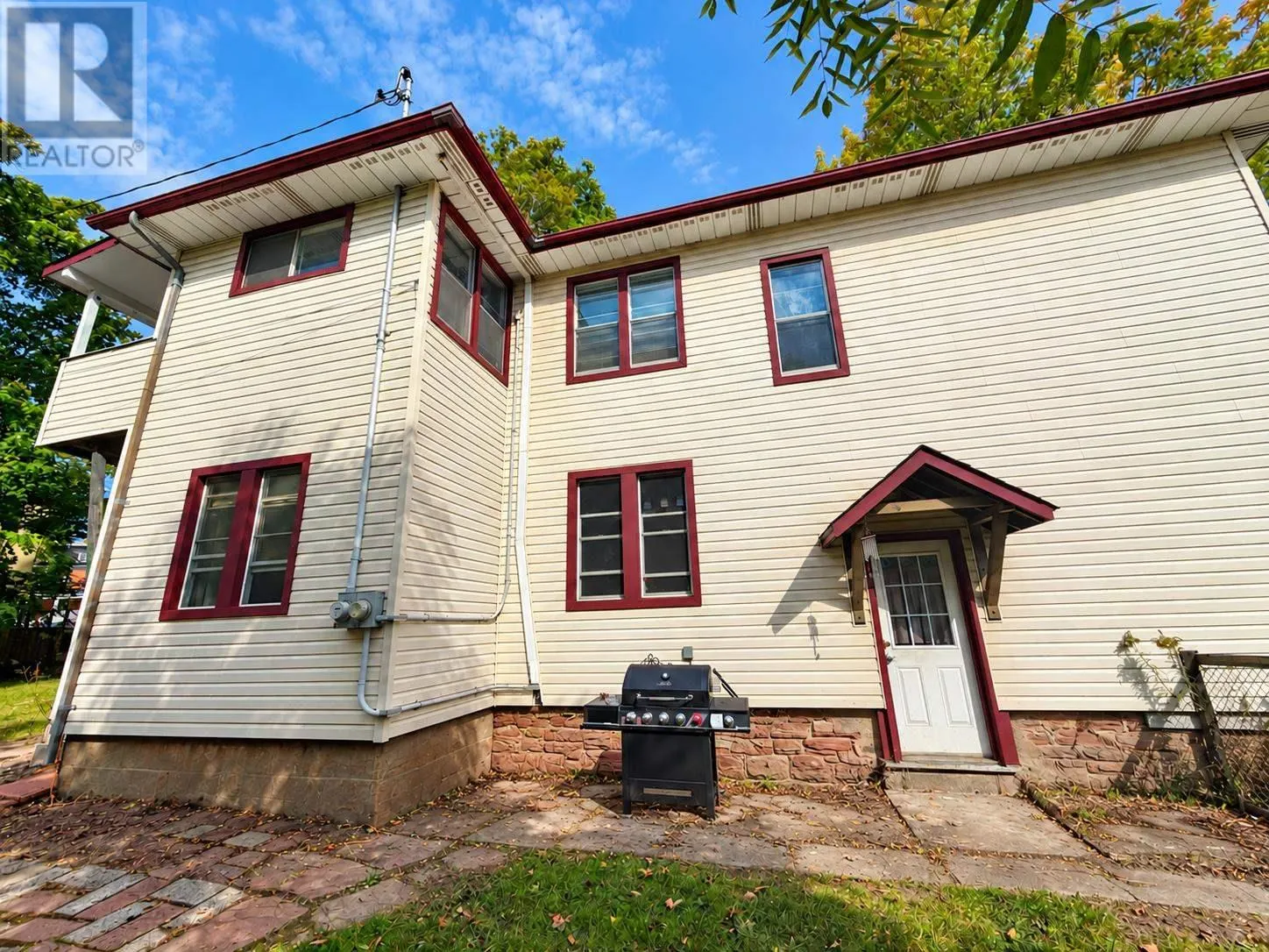 185 Church ST