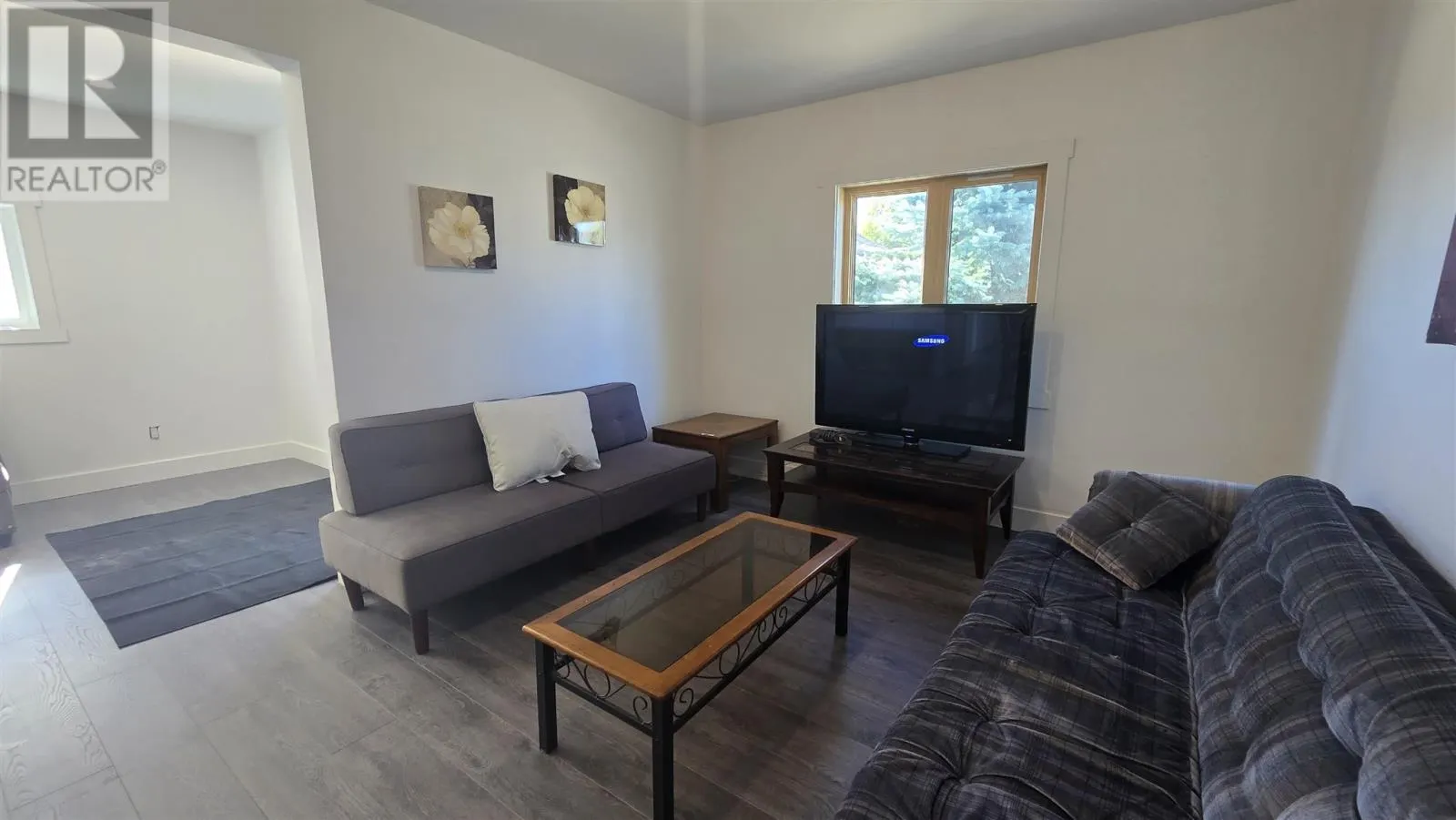 404 John ST