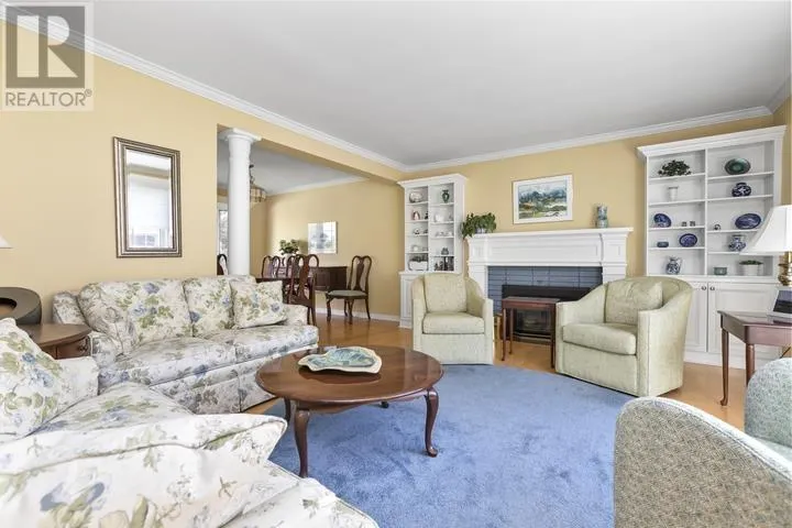 90 Florwin DR
