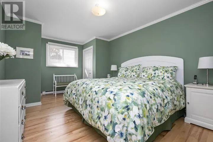 90 Florwin DR
