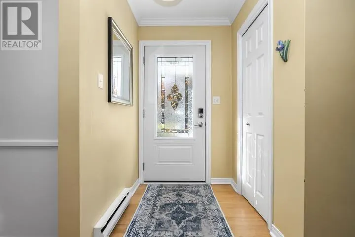 90 Florwin DR