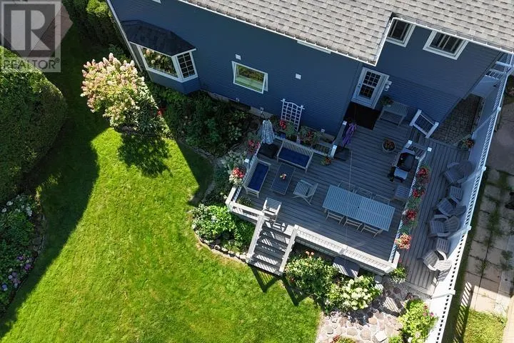 90 Florwin DR