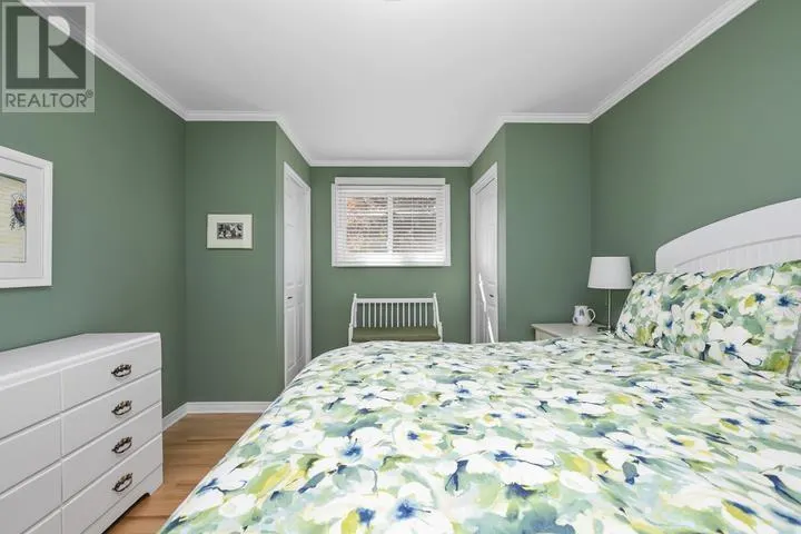 90 Florwin DR