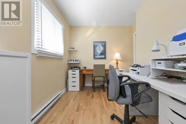 90 Florwin DR