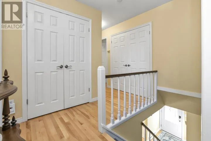 90 Florwin DR