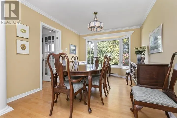 90 Florwin DR