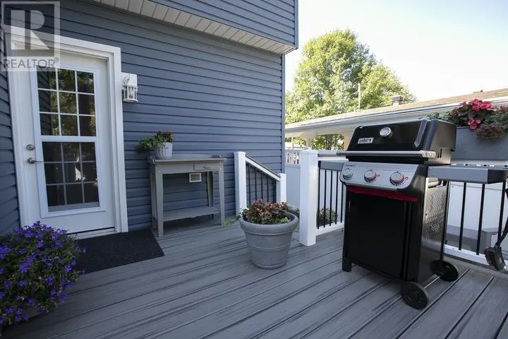 90 Florwin DR