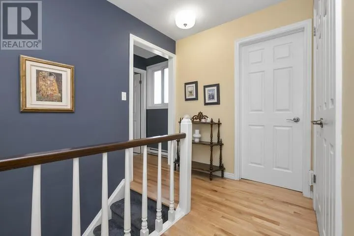 90 Florwin DR