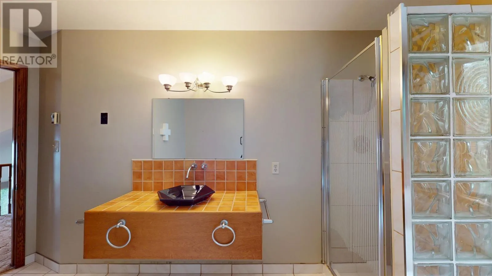 109 Greenview LN
