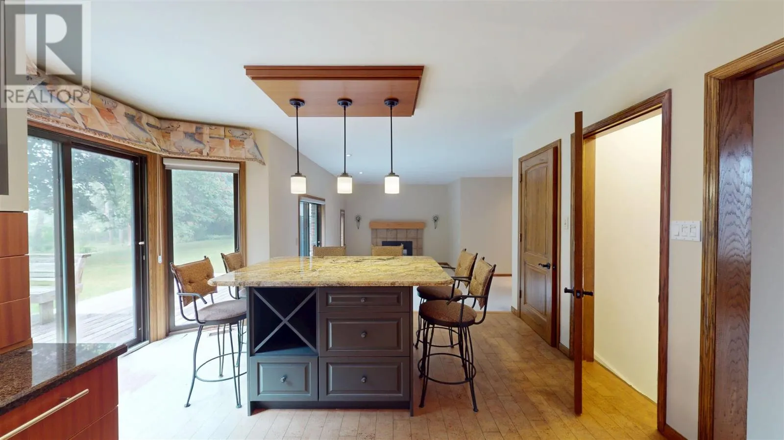 109 Greenview LN