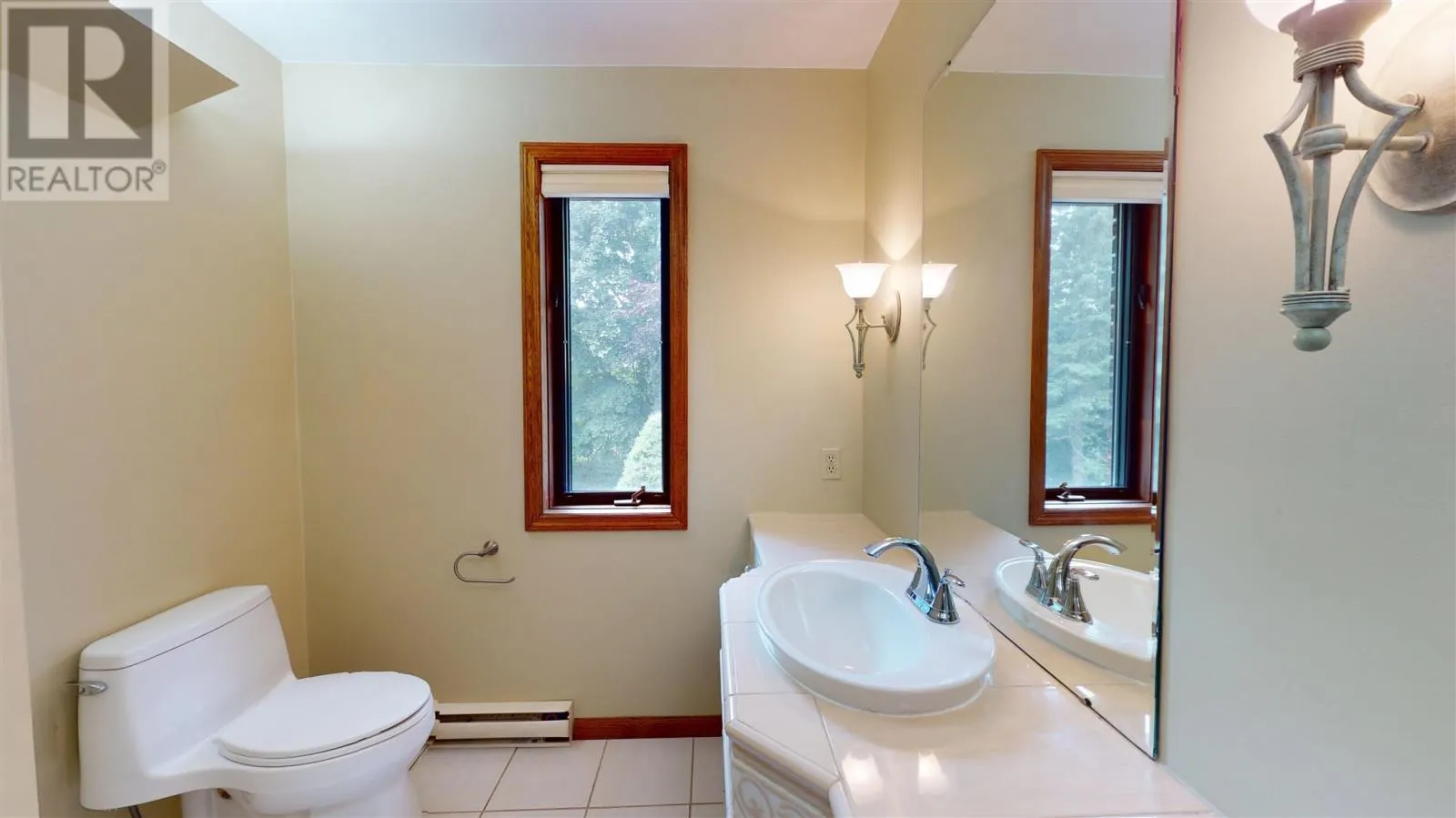109 Greenview LN