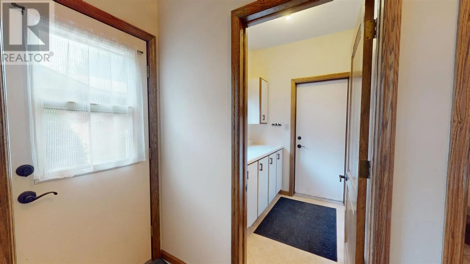 109 Greenview LN