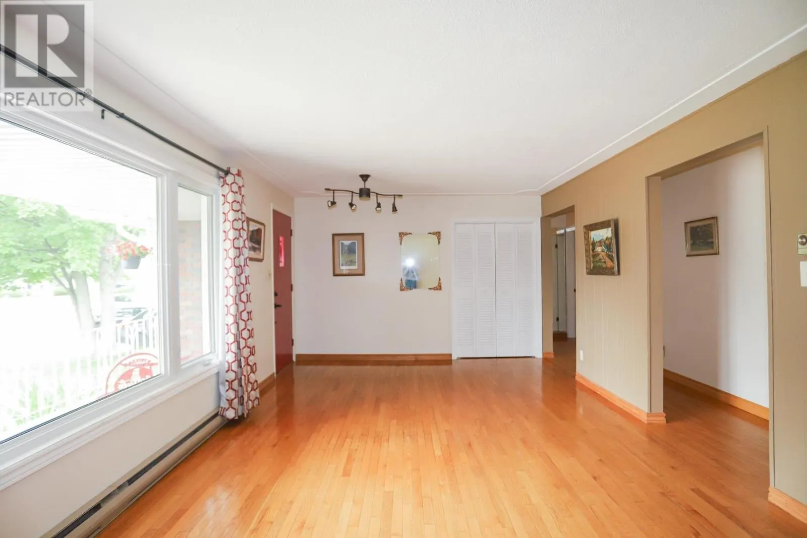 24 Granite ST