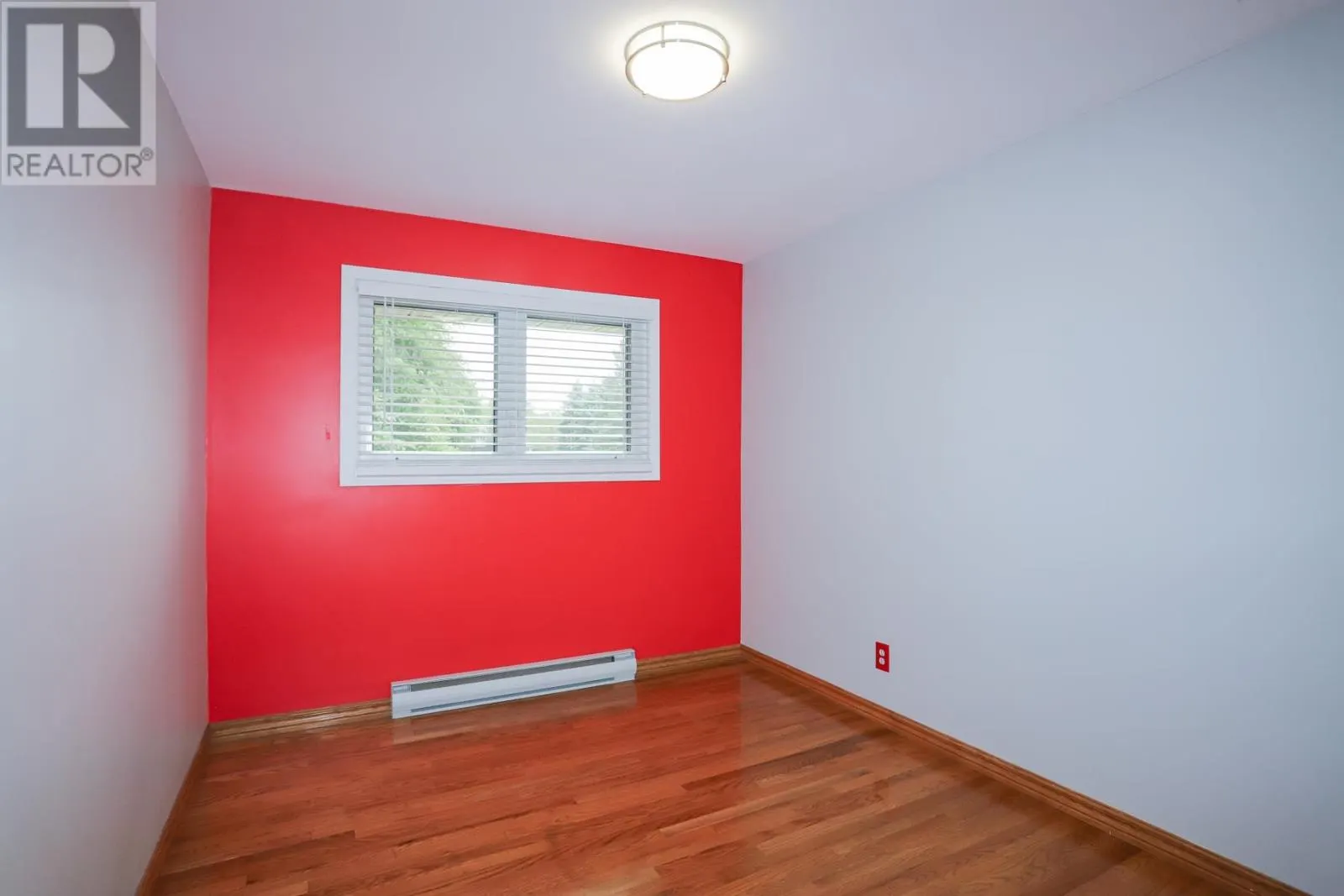 24 Granite ST