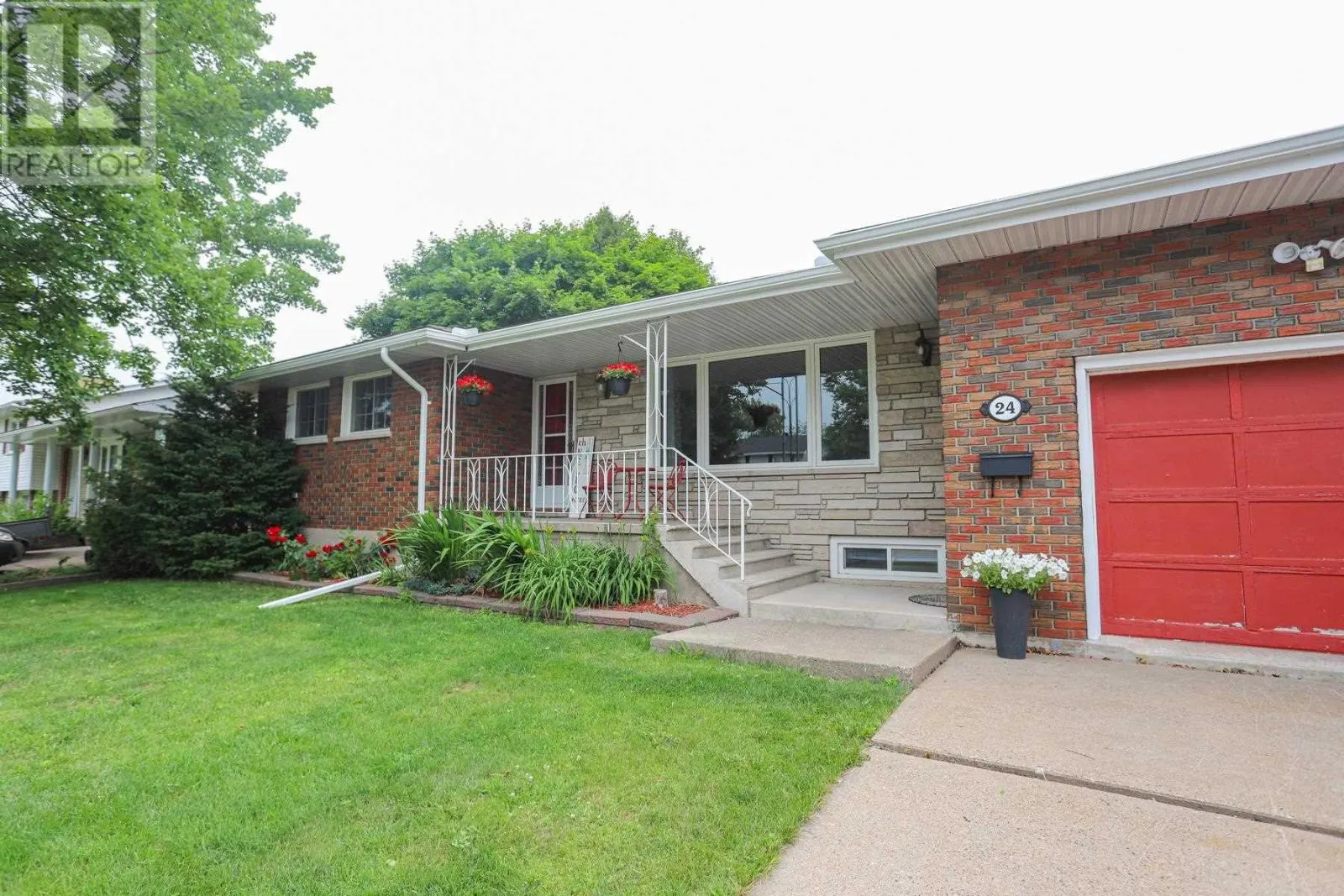 24 Granite ST