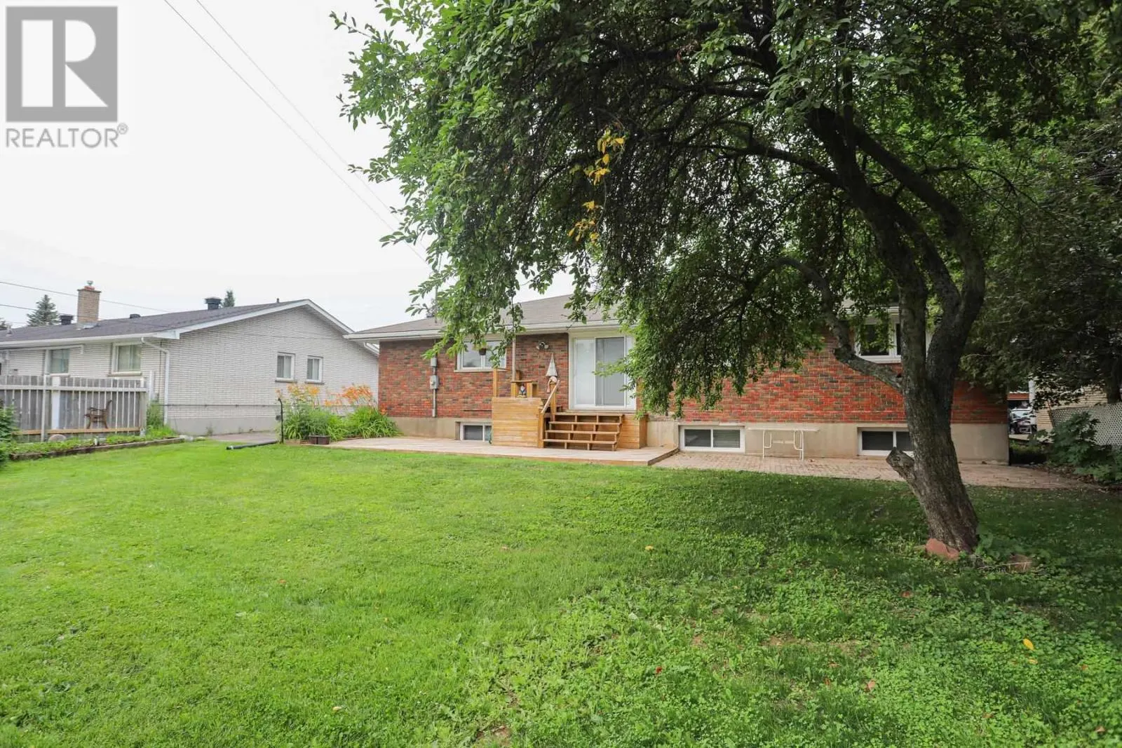 24 Granite ST