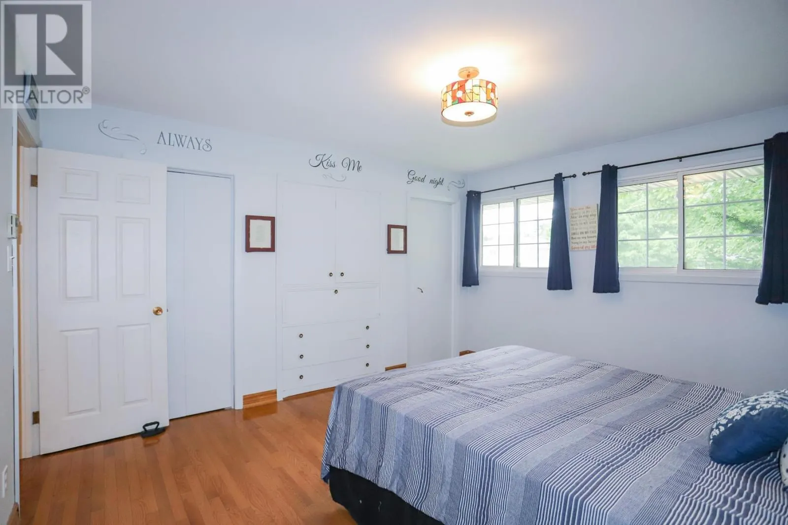 24 Granite ST