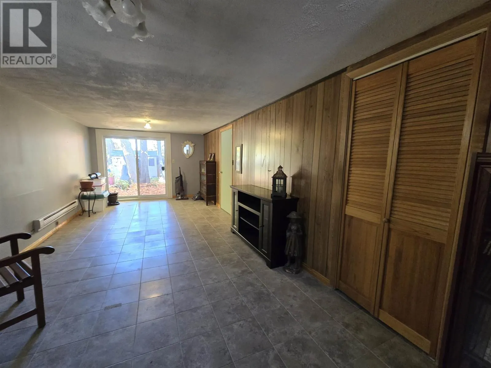 7 Feltz RD