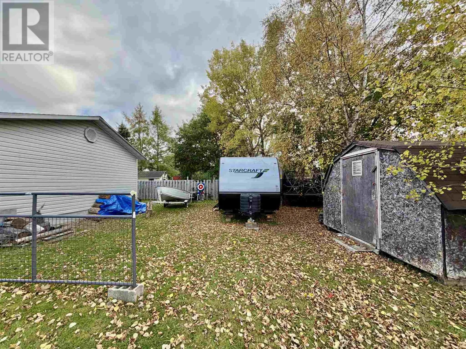 40 Churchill AVE