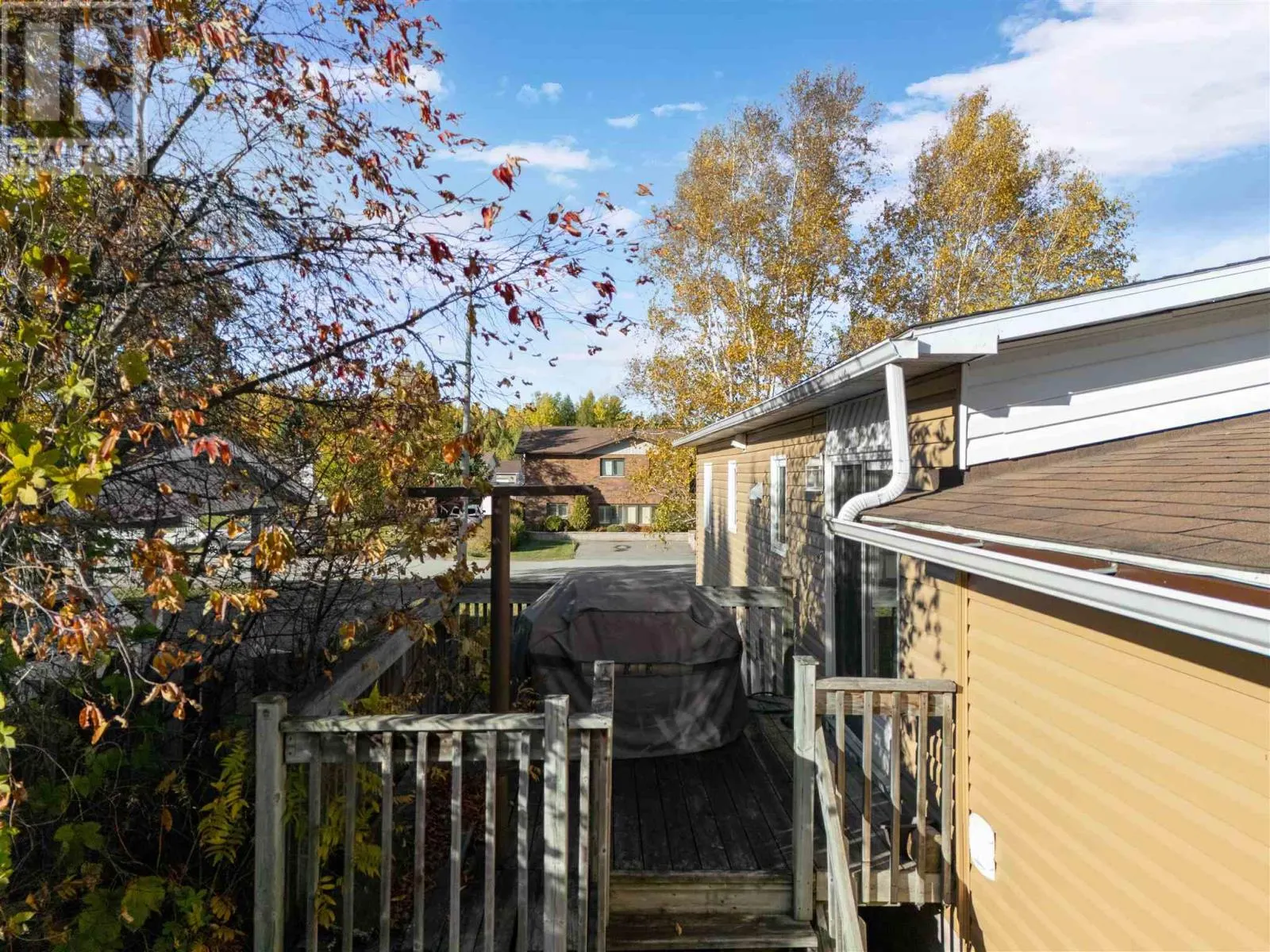 34 LYNNE CT