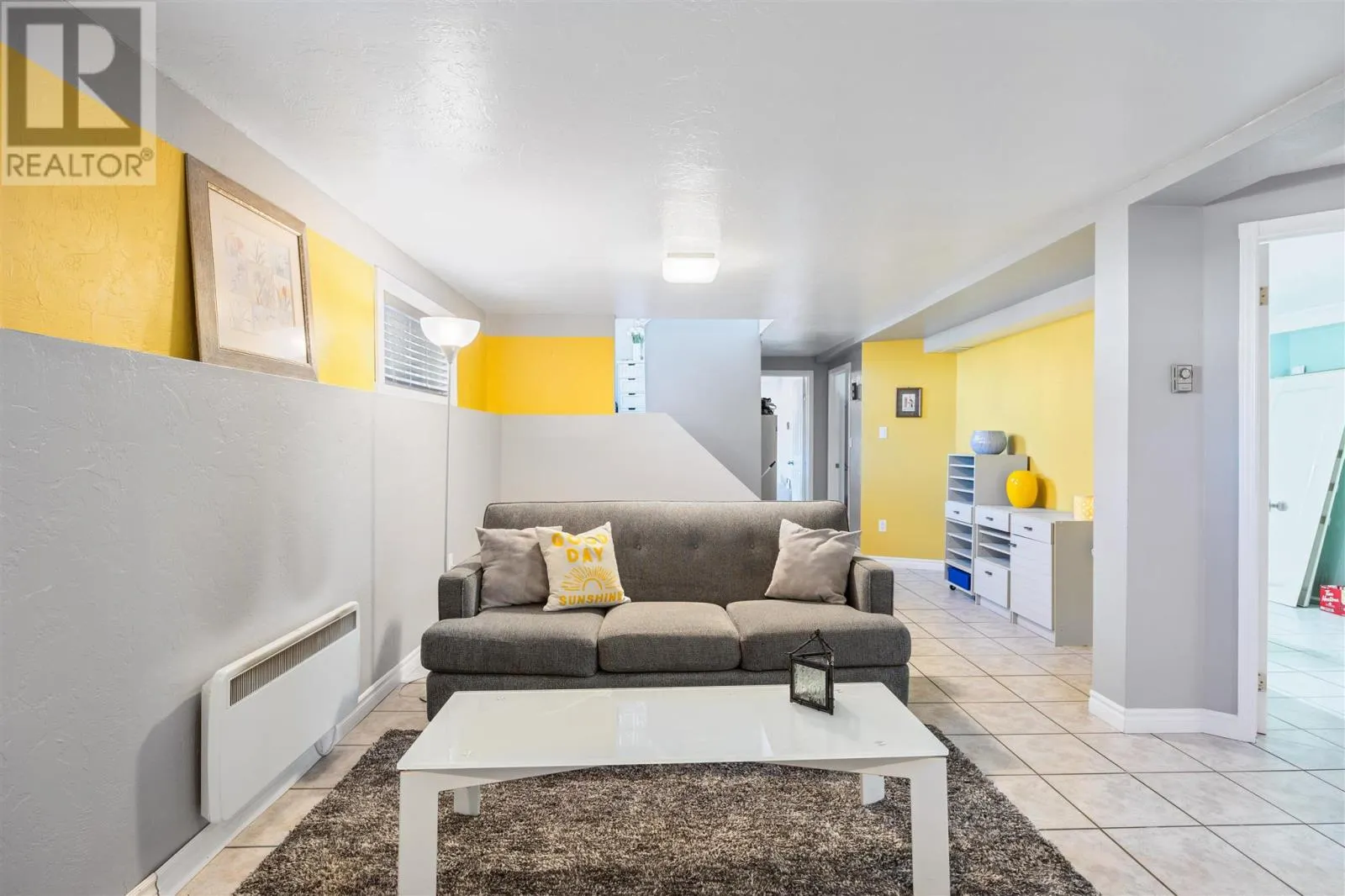 34 LYNNE CT