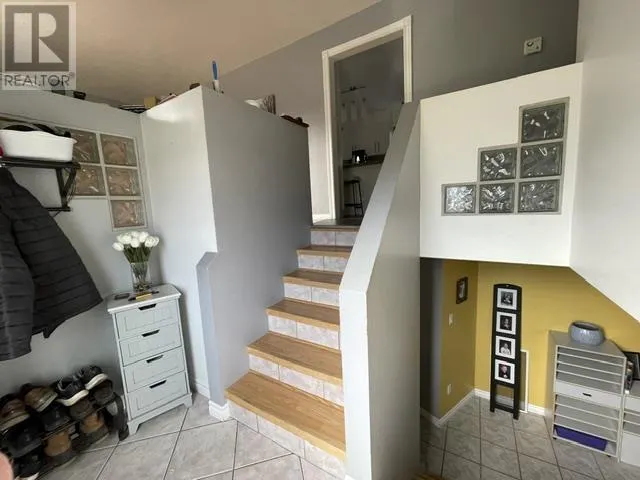 34 LYNNE CT