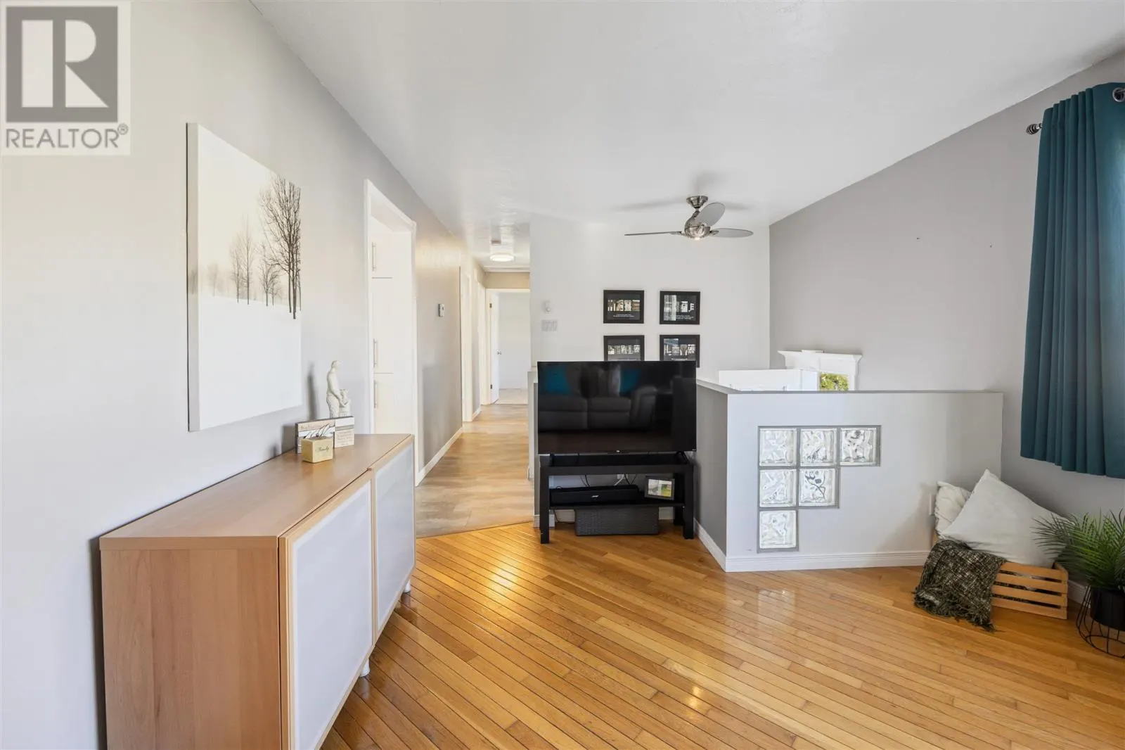 34 LYNNE CT