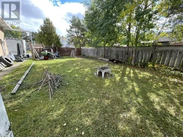 34 LYNNE CT
