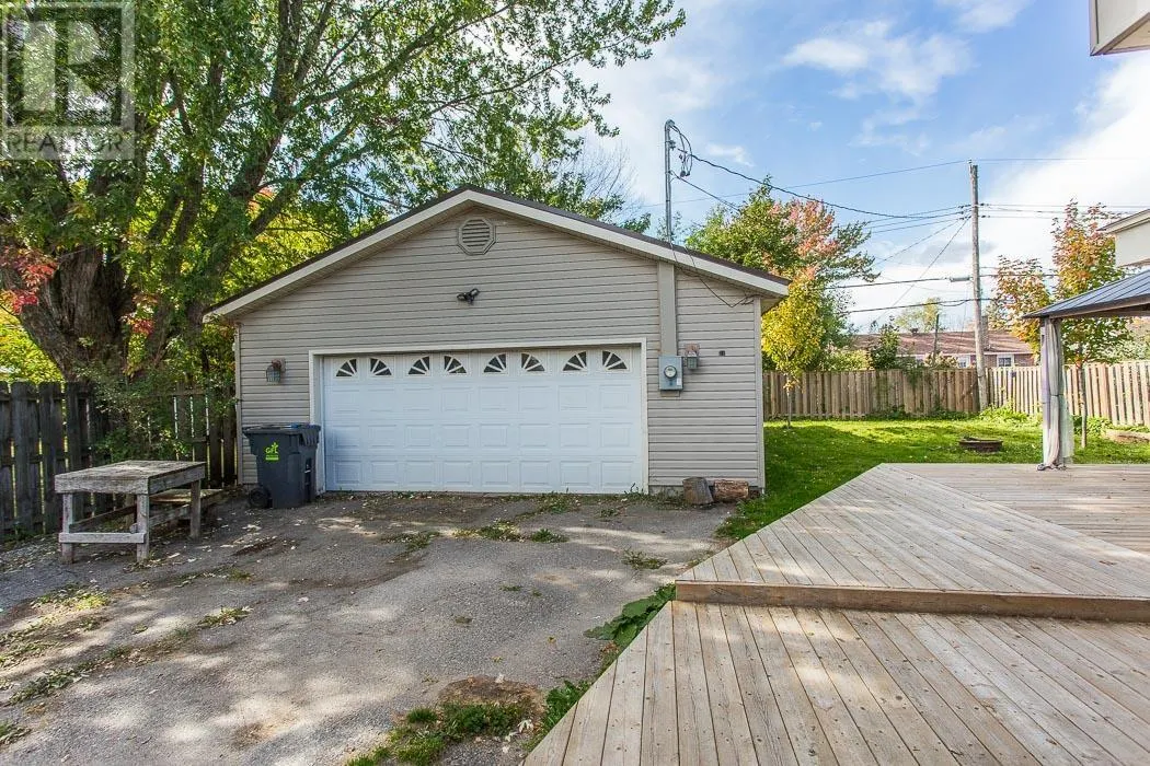73 Promenade DR