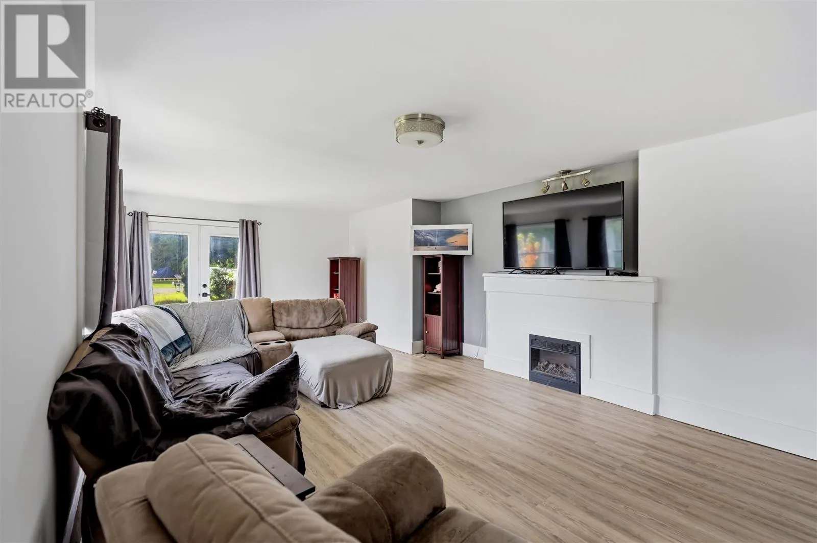220 Old Garden River RD