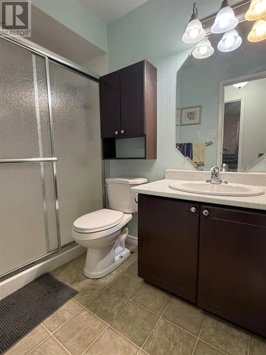 24 McQuarrie PL