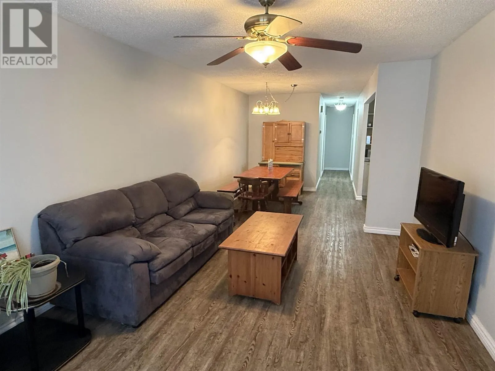 24 McQuarrie PL