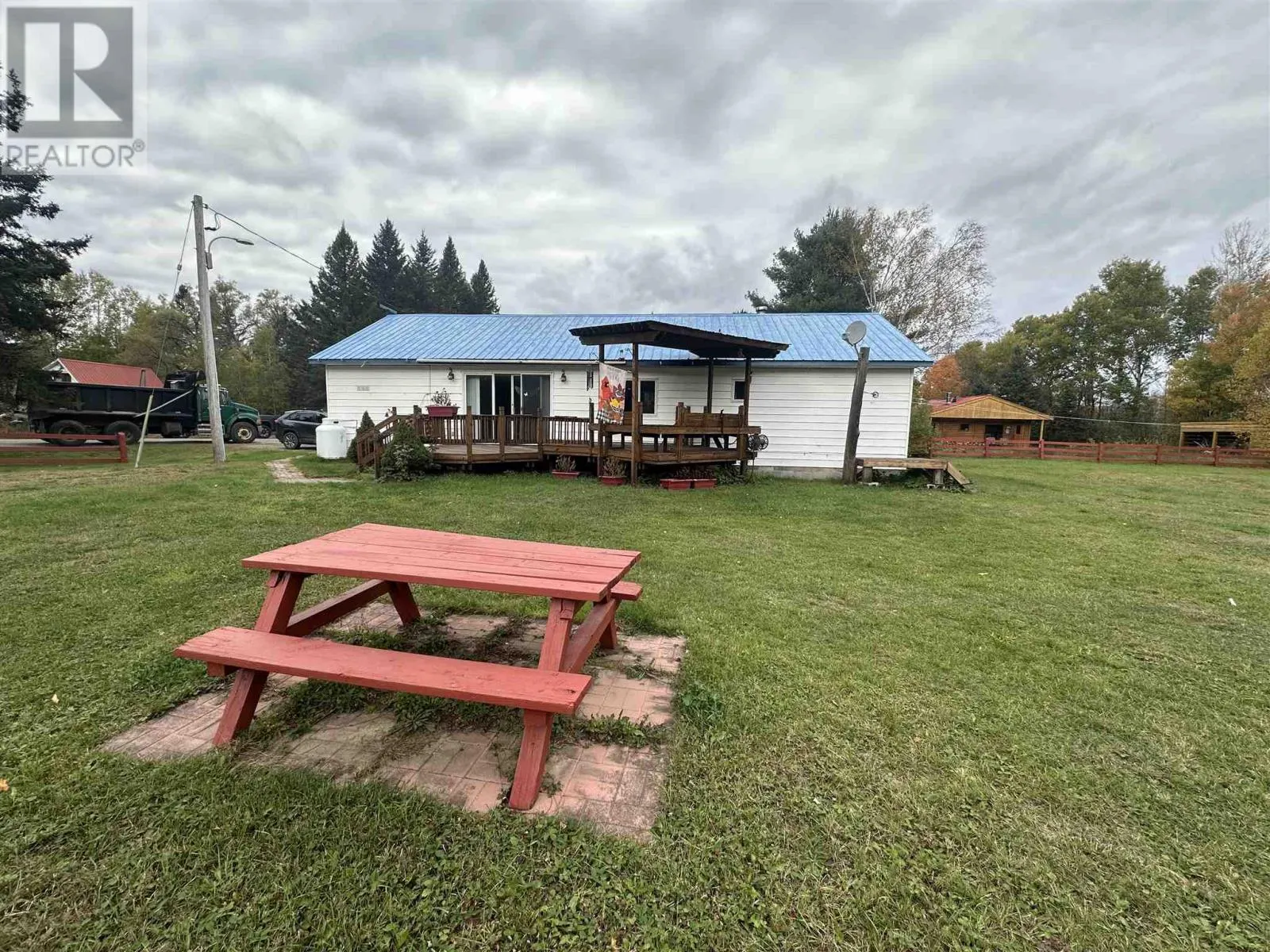 16 Ski Hill RD