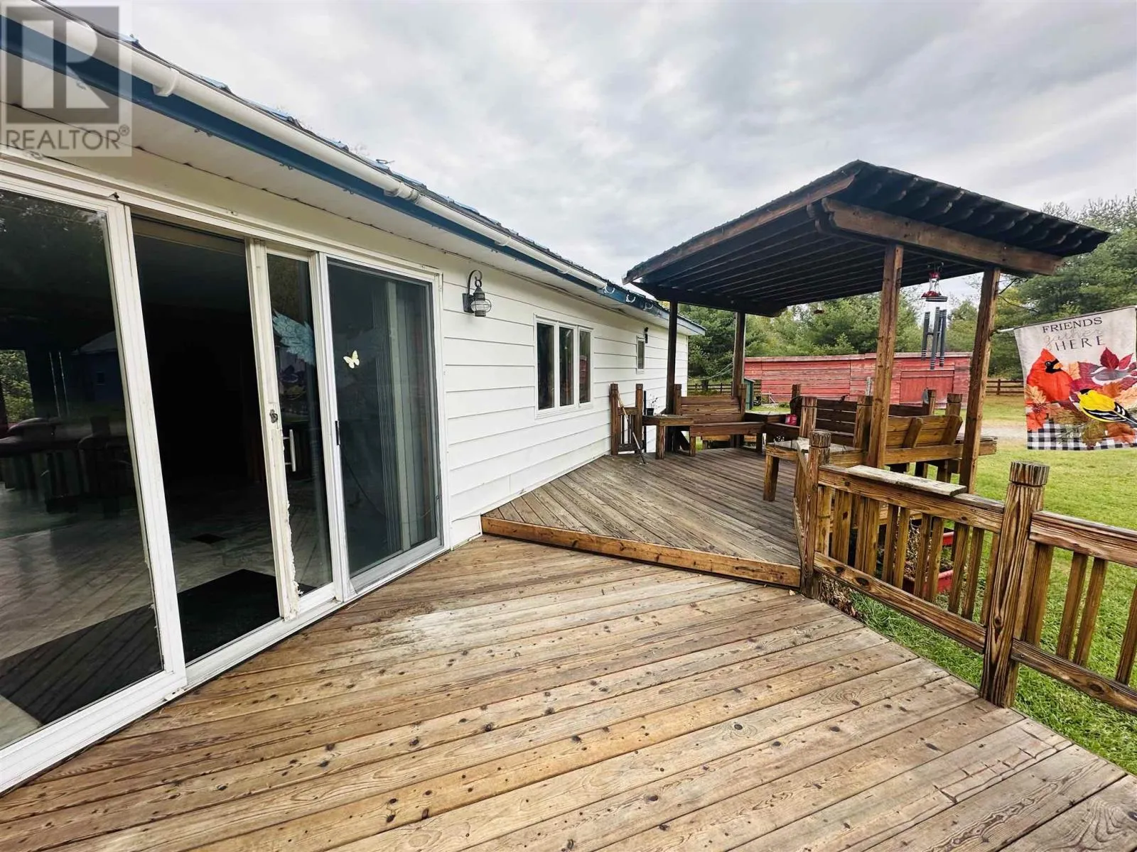 16 Ski Hill RD
