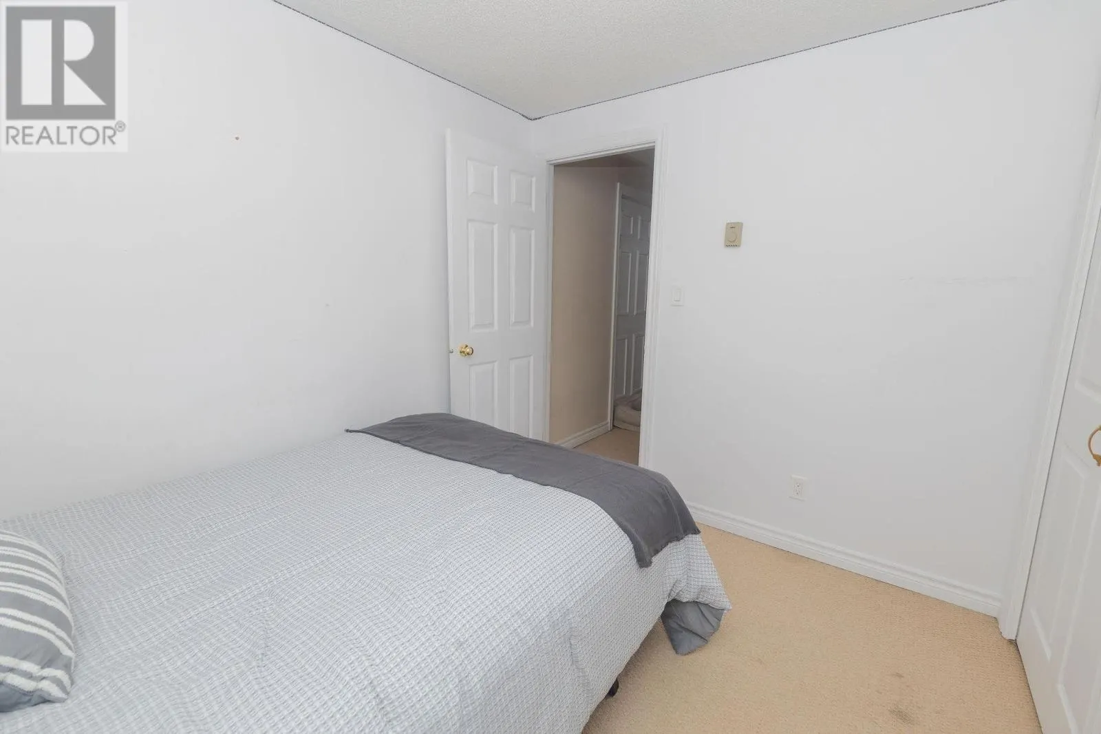 40 Burton RD