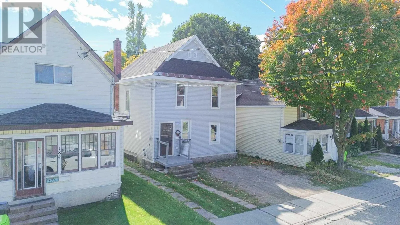 182 Dennis ST