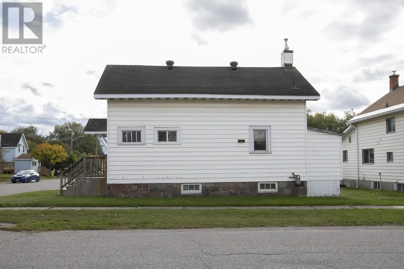 455 Charles ST
