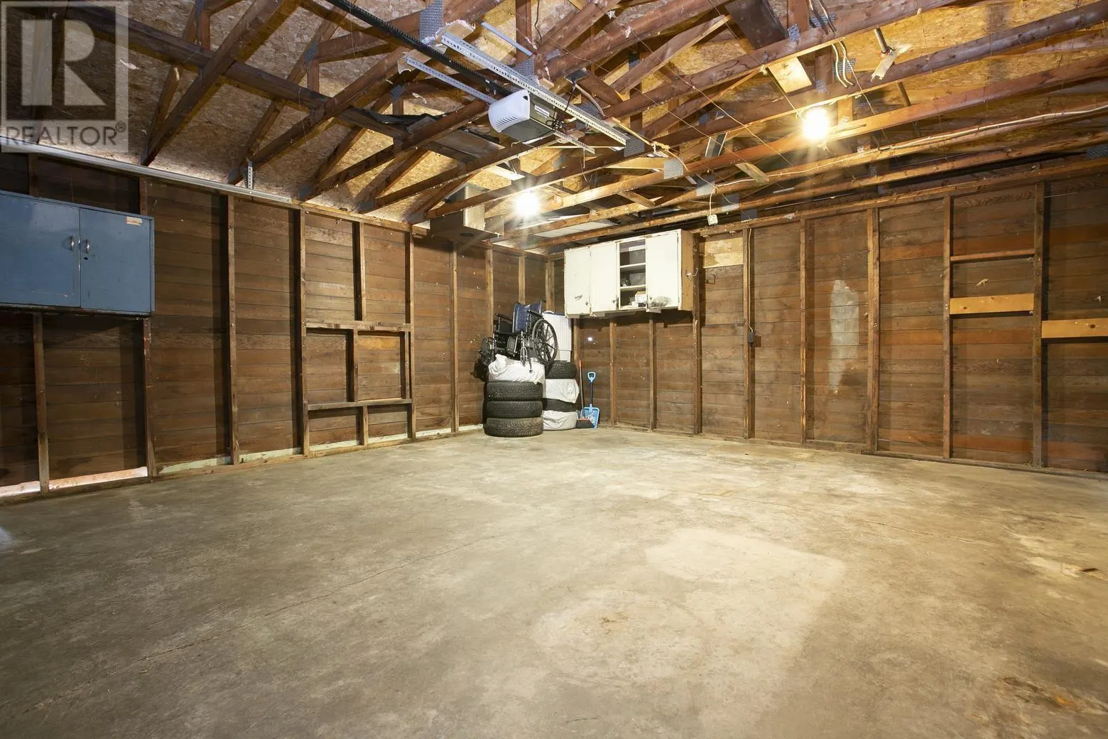 455 Charles ST