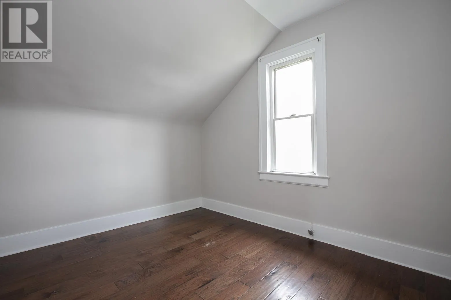 455 Charles ST