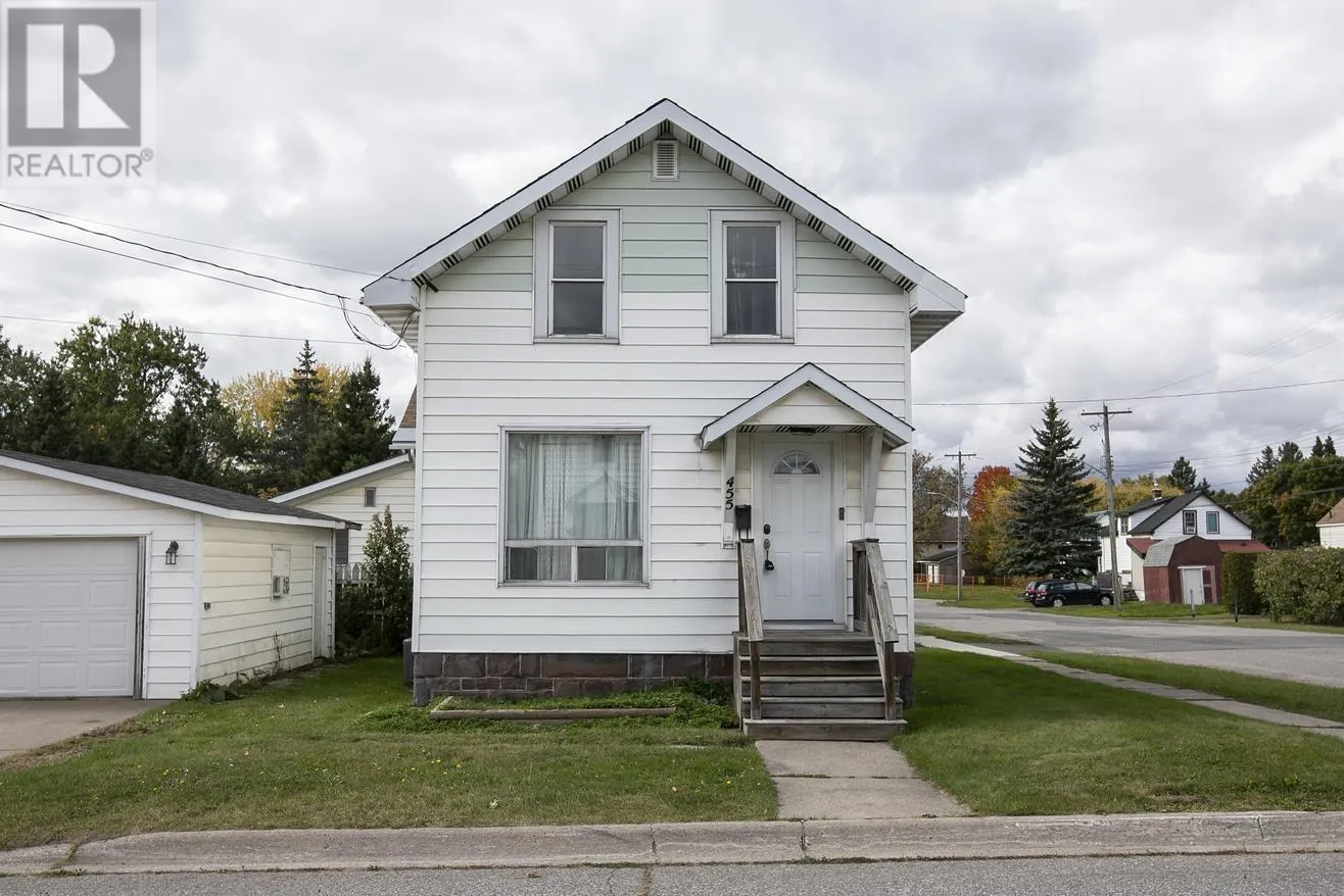 455 Charles ST