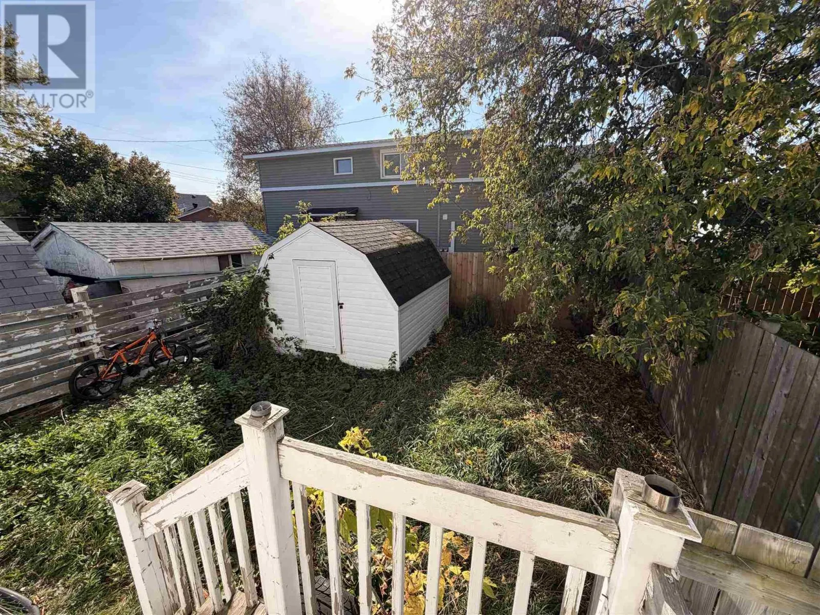 24 Pardee AVE