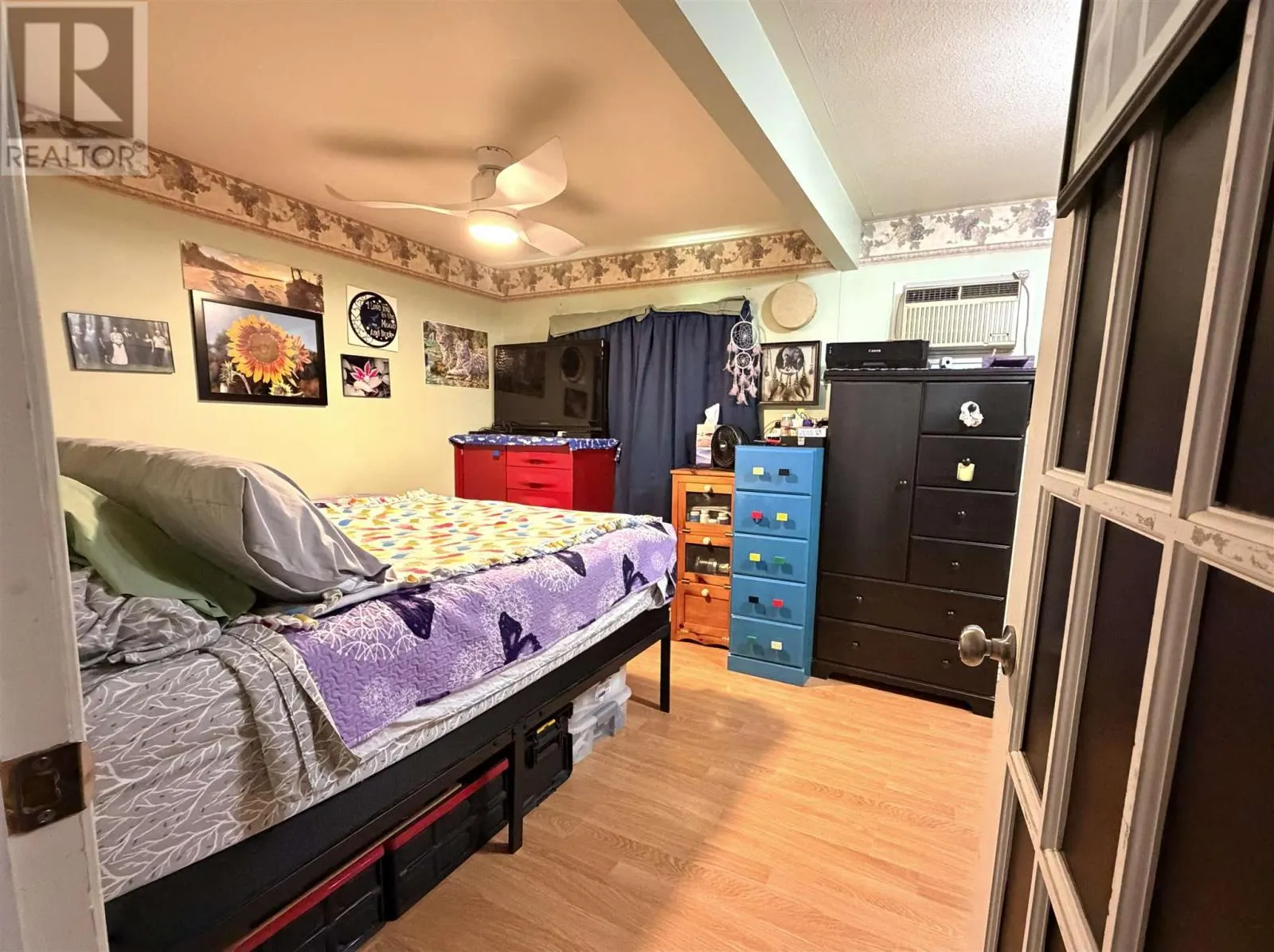 24 Pardee AVE