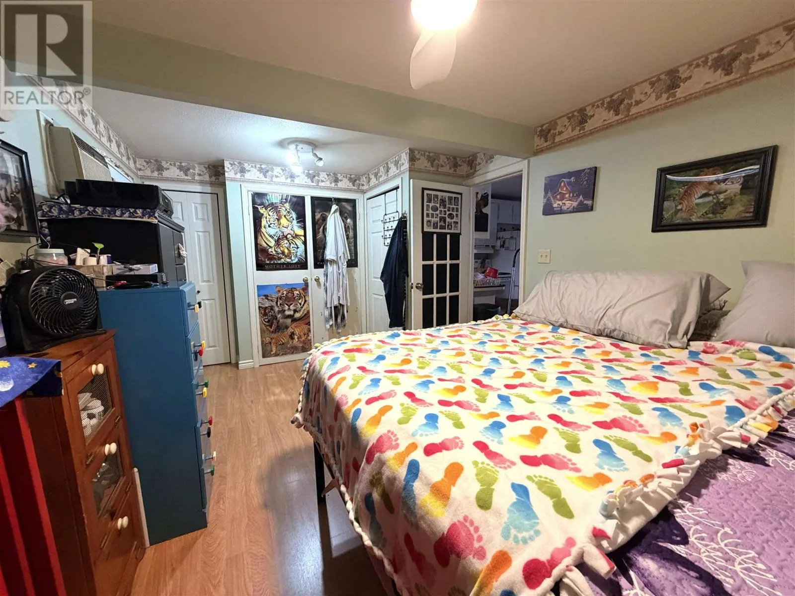 24 Pardee AVE