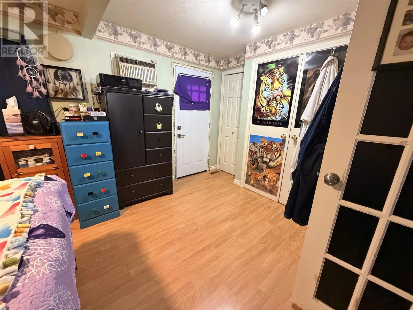 24 Pardee AVE