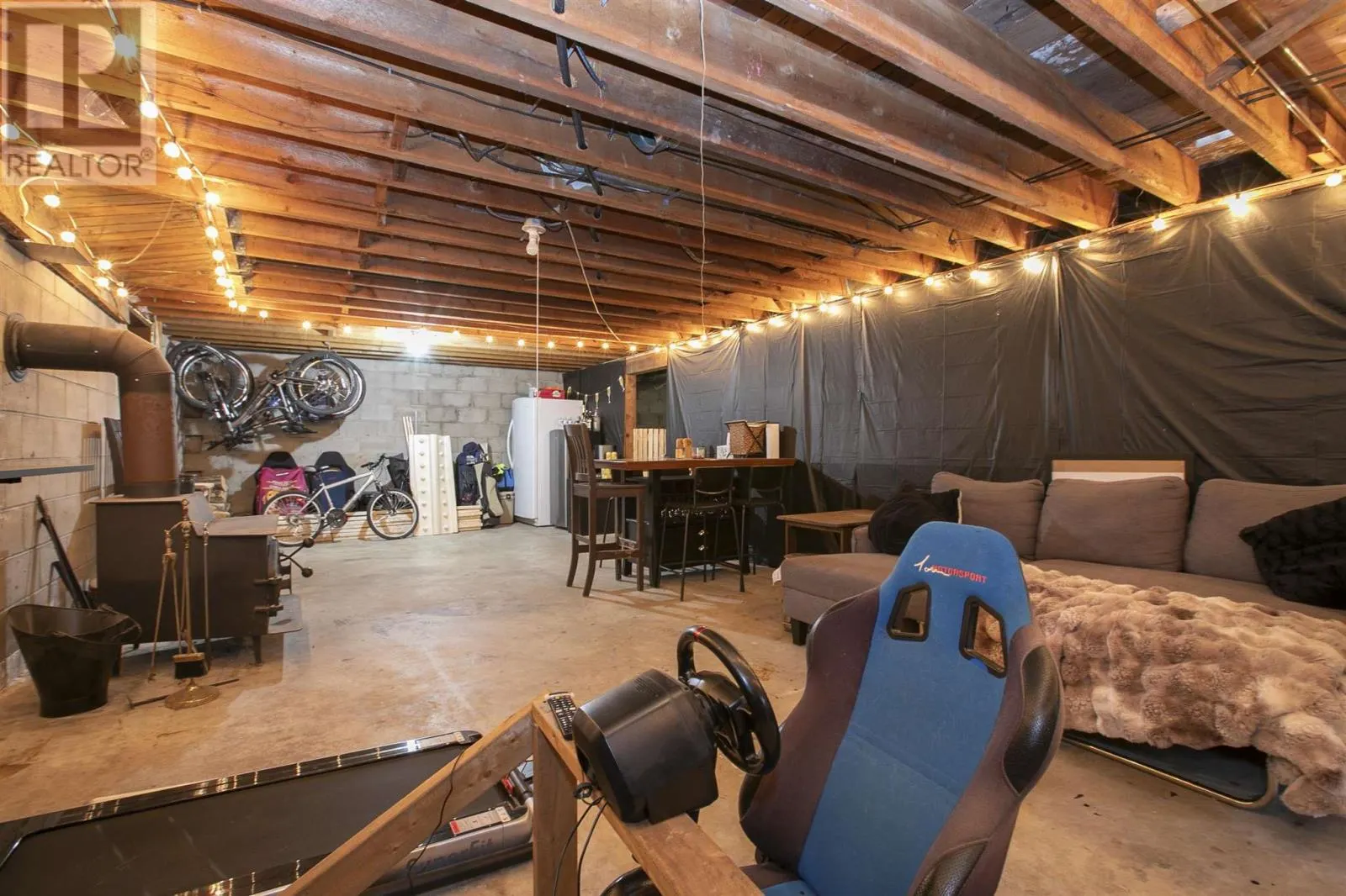 1426 Peoples RD