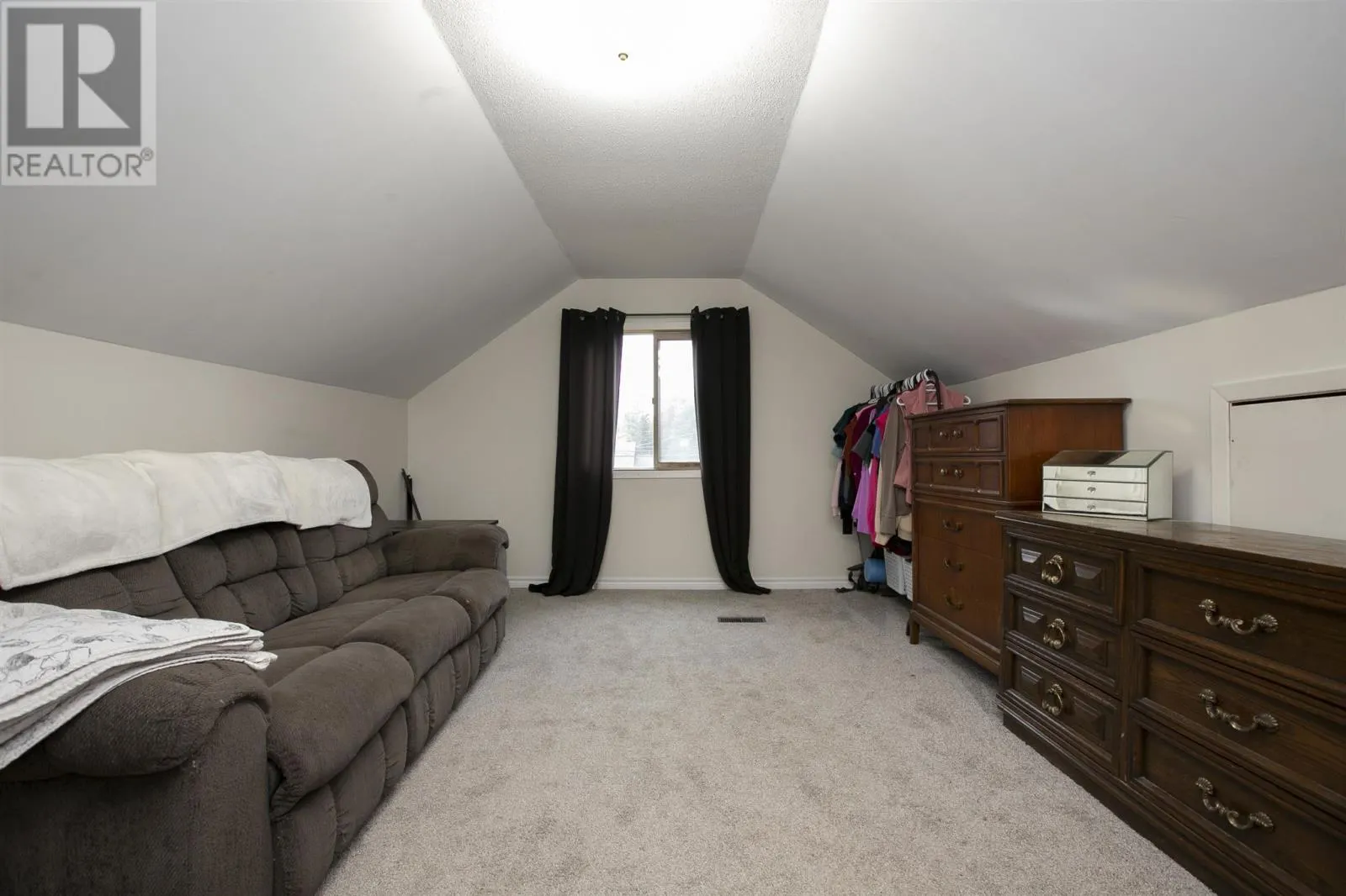 1426 Peoples RD