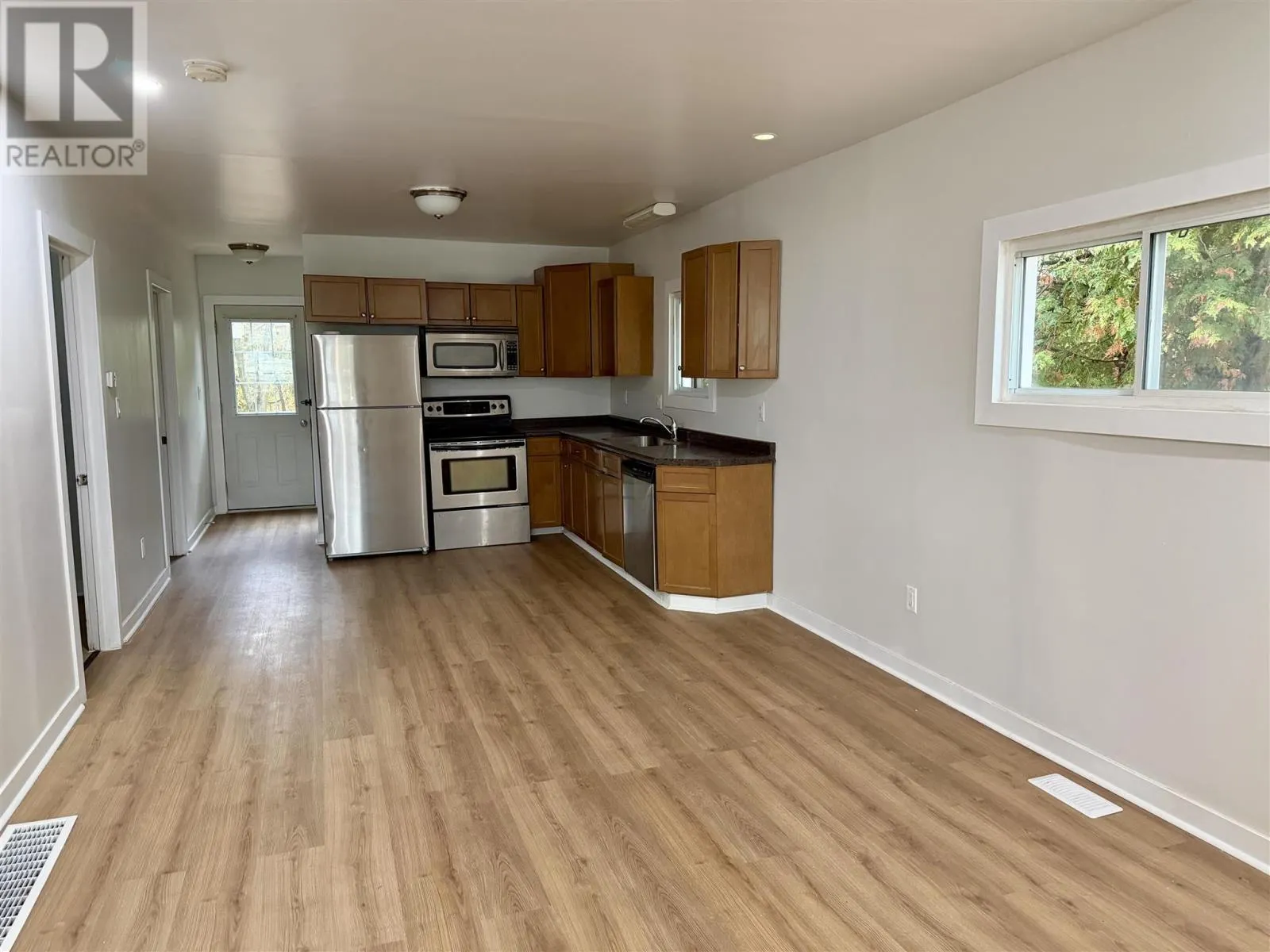 529 Northland RD
