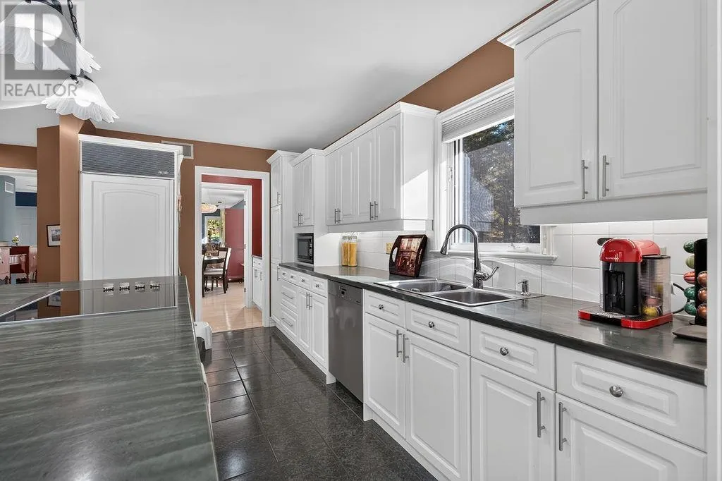 63 Mount Pleasant CT